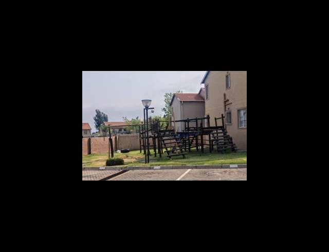 2 bed property to rent in ORMONDE